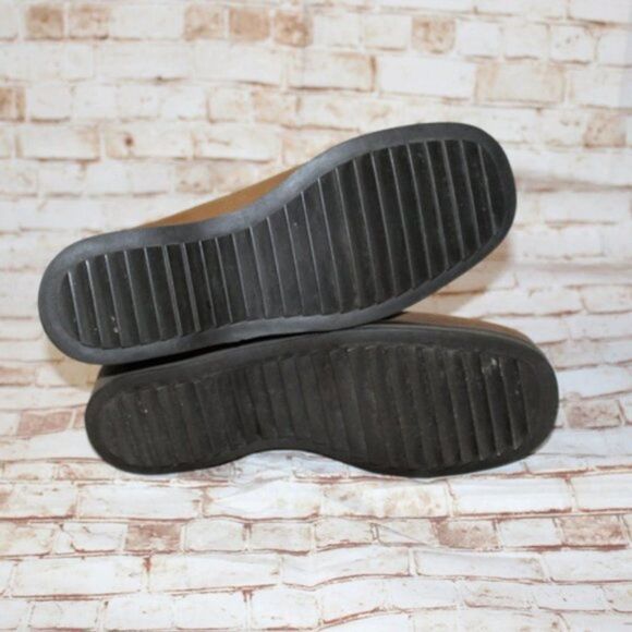 COLE HAAN Womens BROWN SUEDE SLIP ON CLOGS Size 7 - Picture 4 of 4